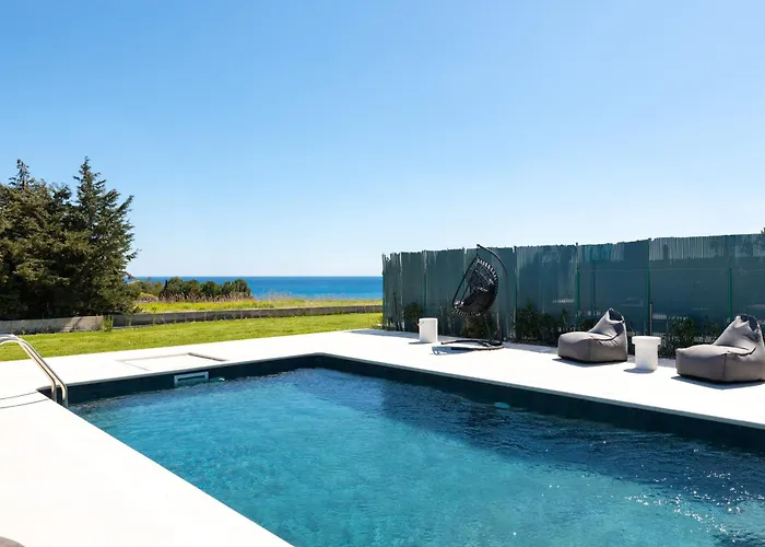 Elixir Vacation Villa *