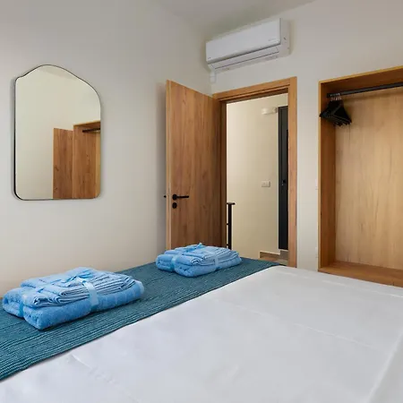 Elixir Vacation فيلة غينادي