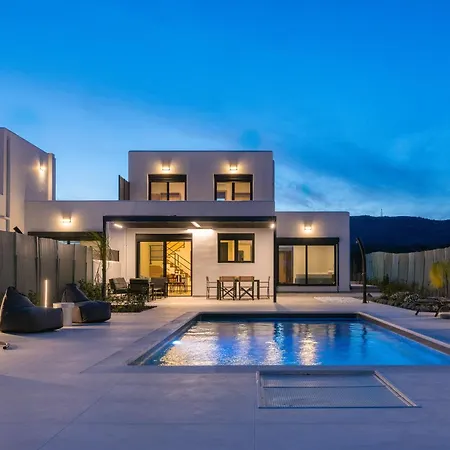 Elixir Vacation Villa *