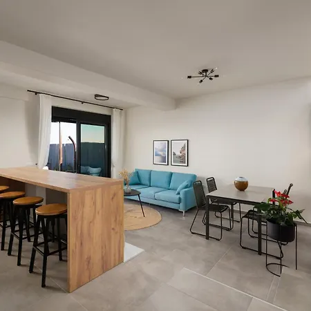 Elixir Vacation Villa *