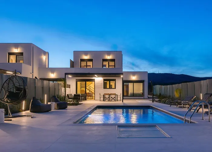 Elixir Vacation Villa *