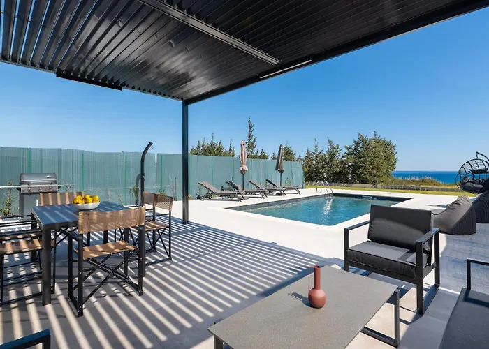 Villa Elixir Vacation Gennadi