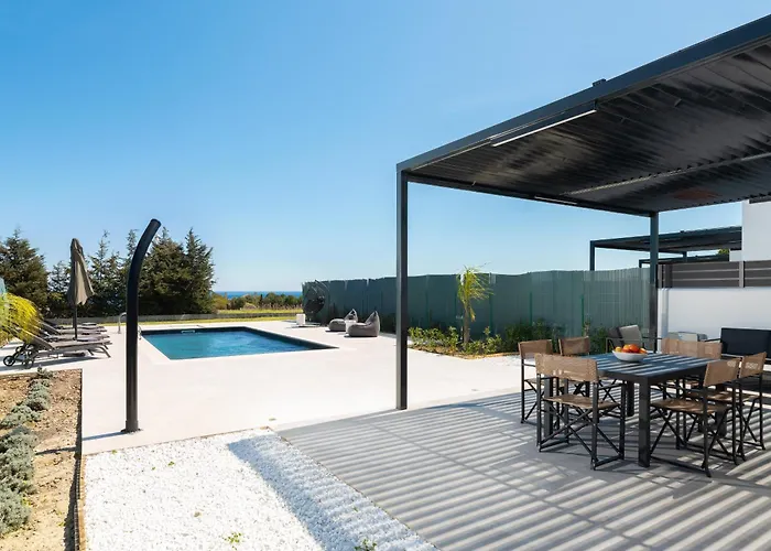 Elixir Vacation Villa Gennadi